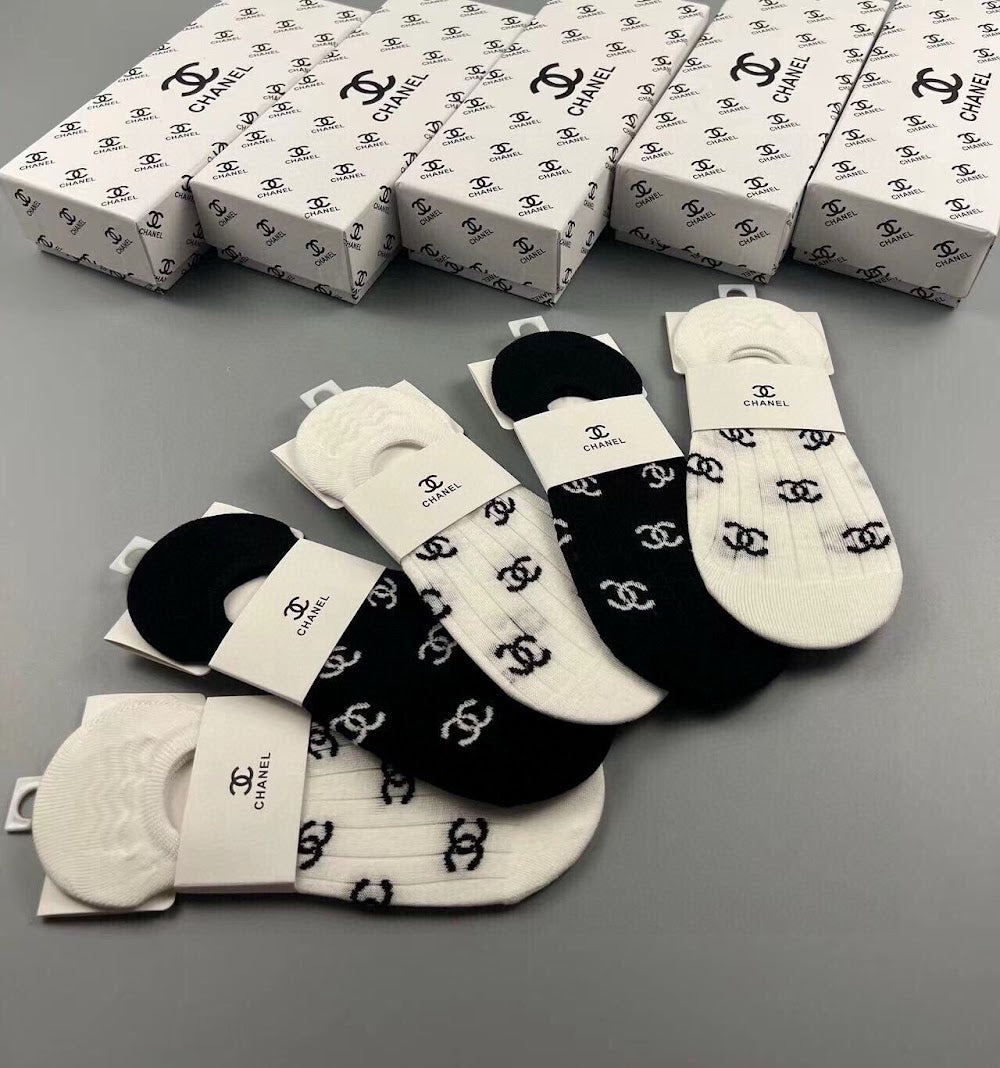 Dragons Bags Premium Luxury Socks --98513