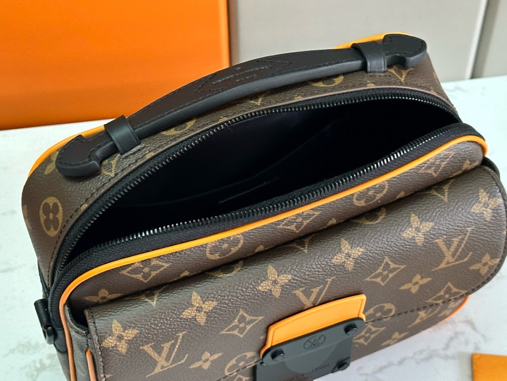 Dragons Bags ln Luxury Bag --70876