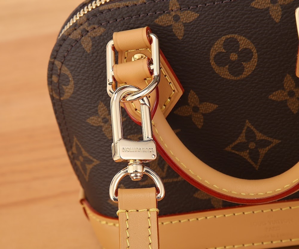 Dragons Bags ln Luxury Bag --97271