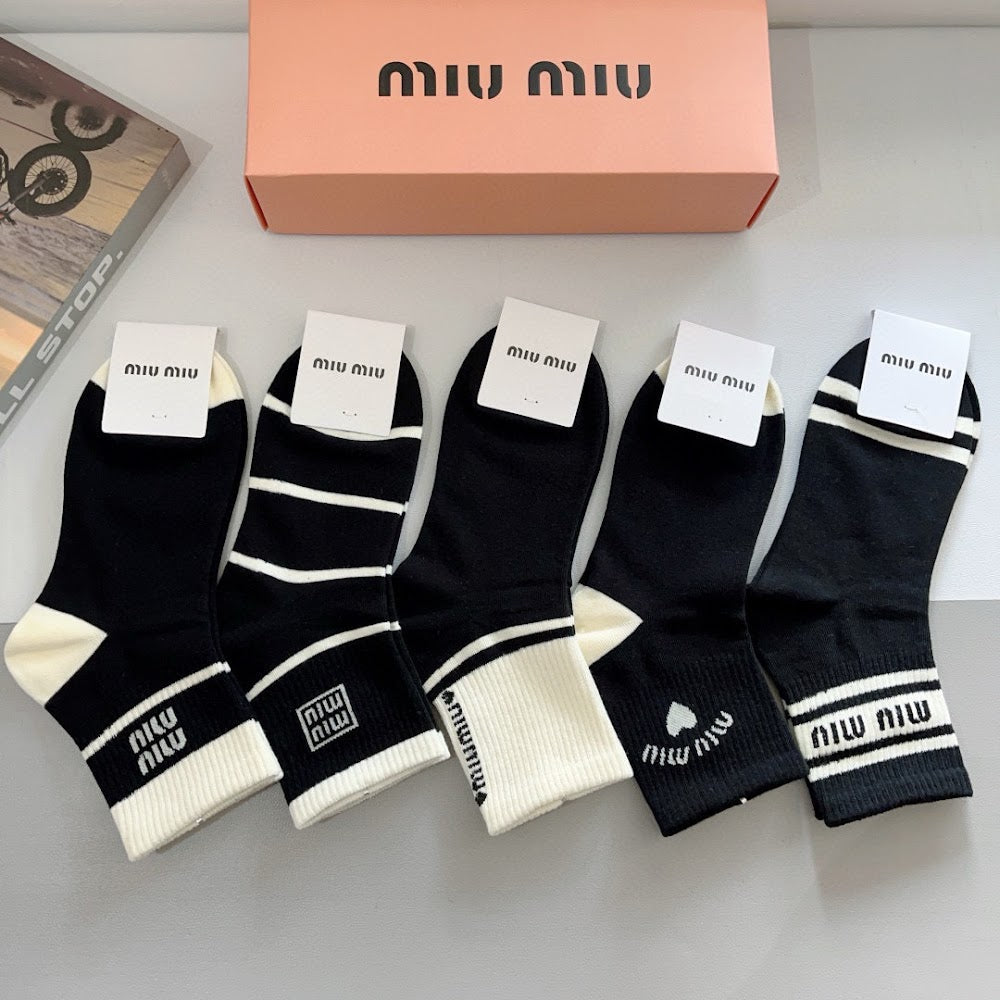 Dragons Bags Premium Luxury Socks --98217