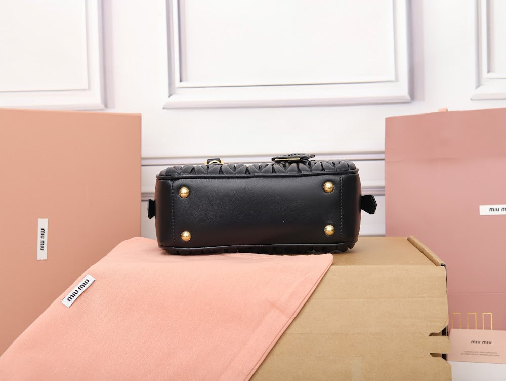 Dragons Bags Miun Miun Luxury Bag --122503