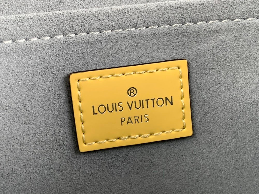 Dragons Bags ln Luxury Bag --68457