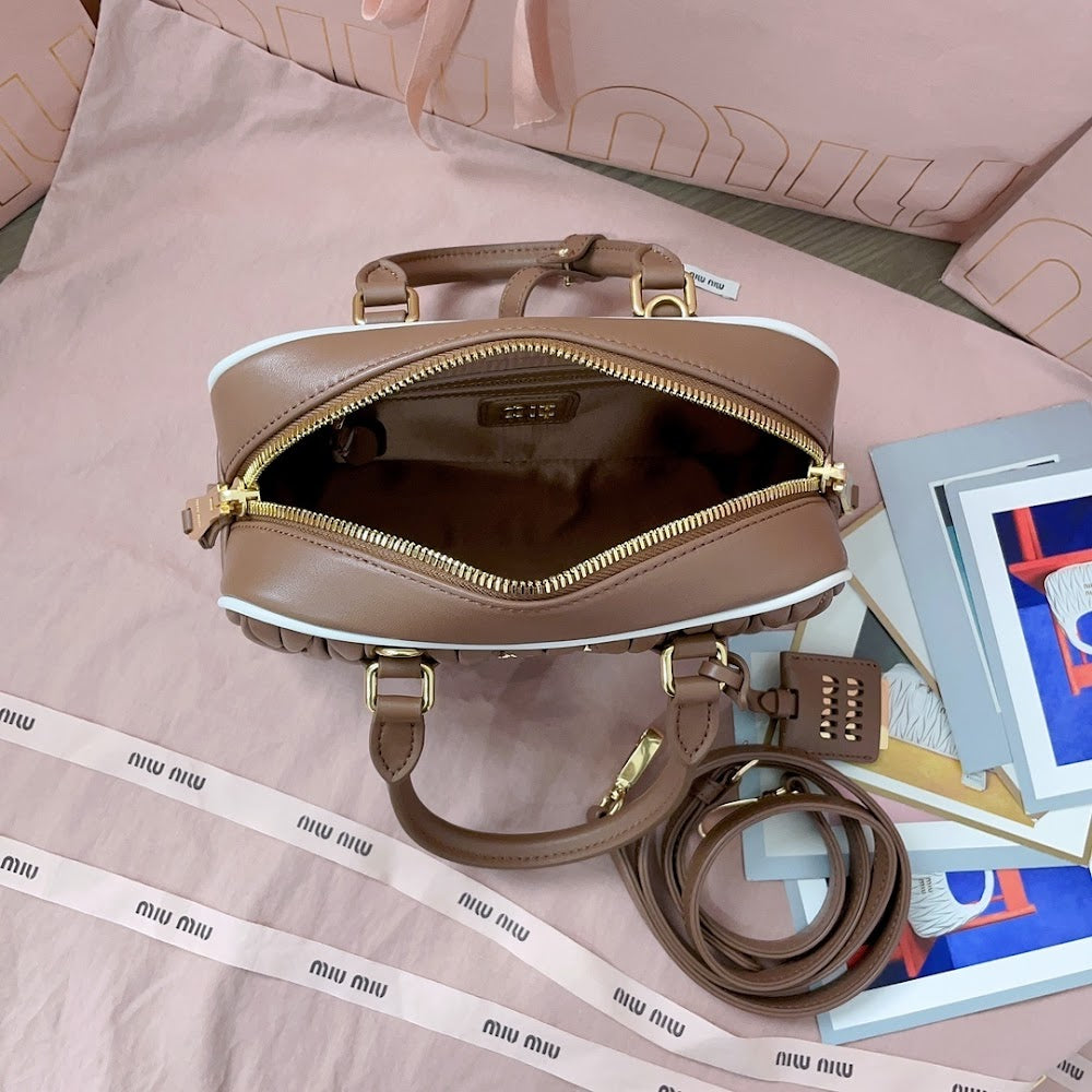 Dragons Bags Miun Miun Luxury Bag --122609