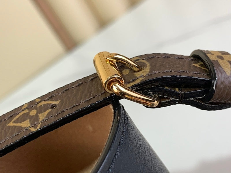 Dragons Bags ln Luxury Bag --62564