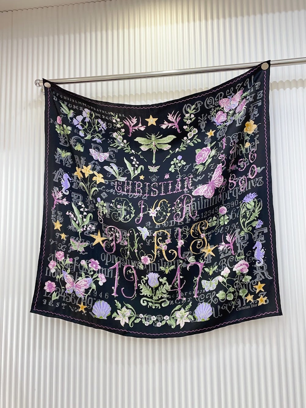 Dragons Bags Premium Designer Scarf --98867