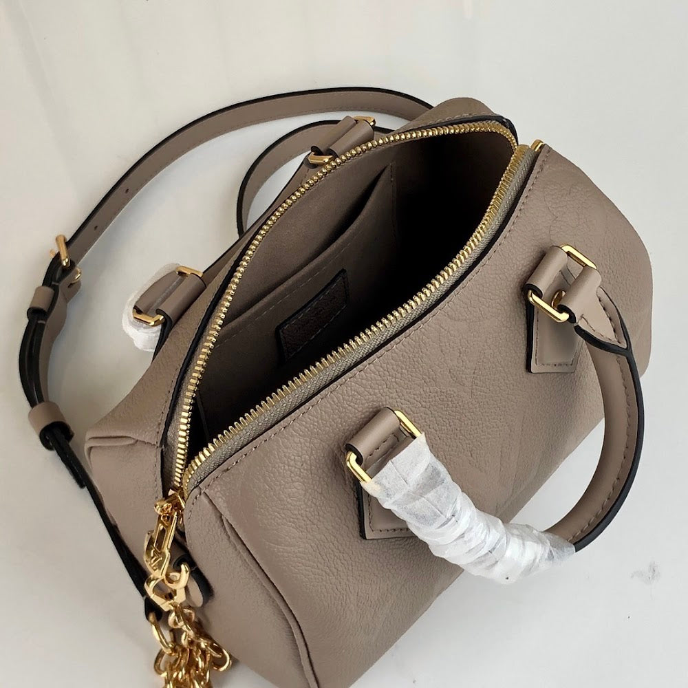 Dragons Bags ln Luxury Bag --61472