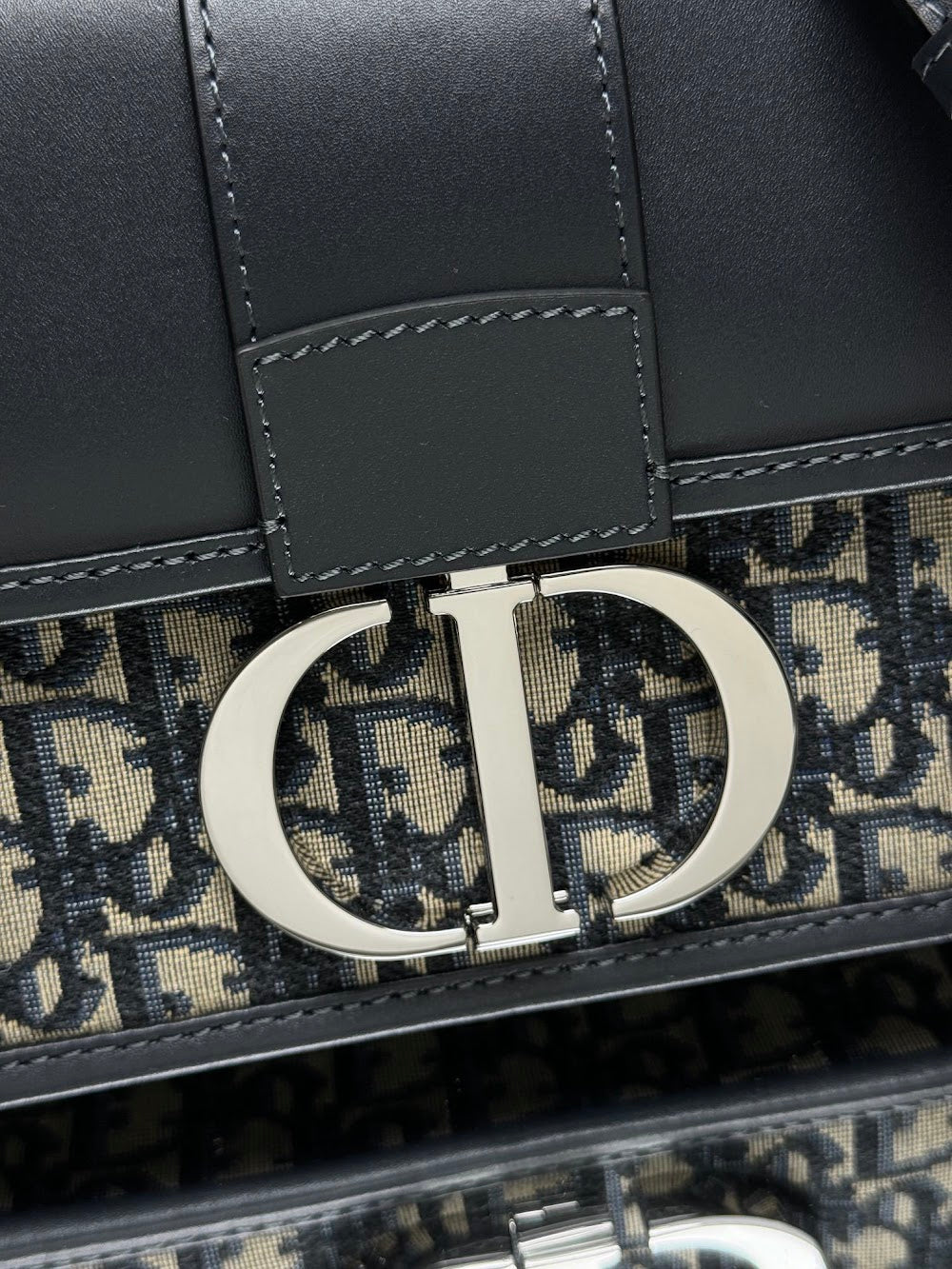 Dragons BagsDiorn Luxury Bag --115964