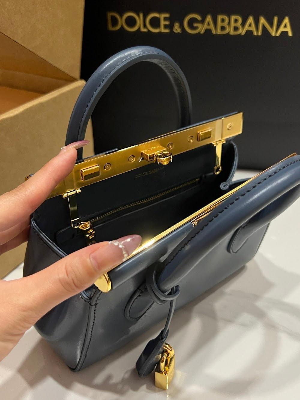 Dragons Bags DGn Luxury Bag --93897