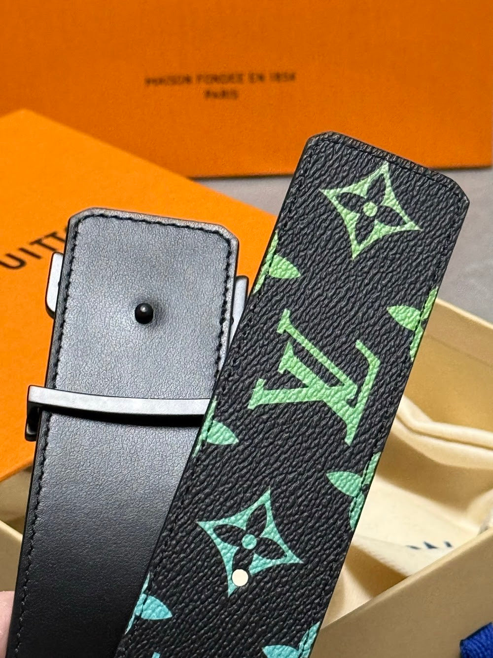 Dragons Bags ln Luxury Belt --100448
