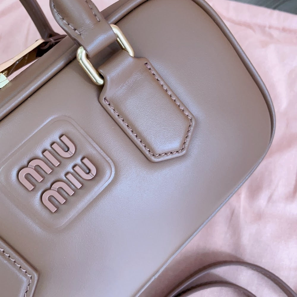 Dragons Bags Miun Miun Luxury Bag --122884