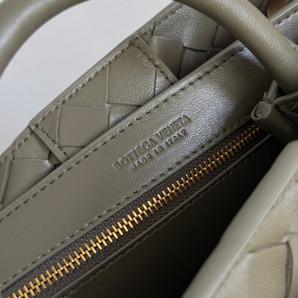 new-designer-premium-bags-nm10703