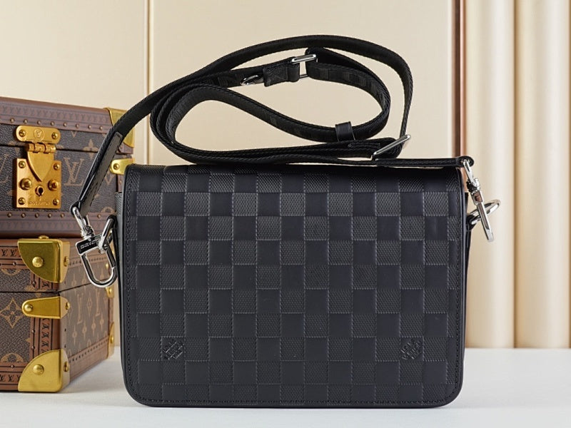Dragons Bags ln Luxury Bag --67556