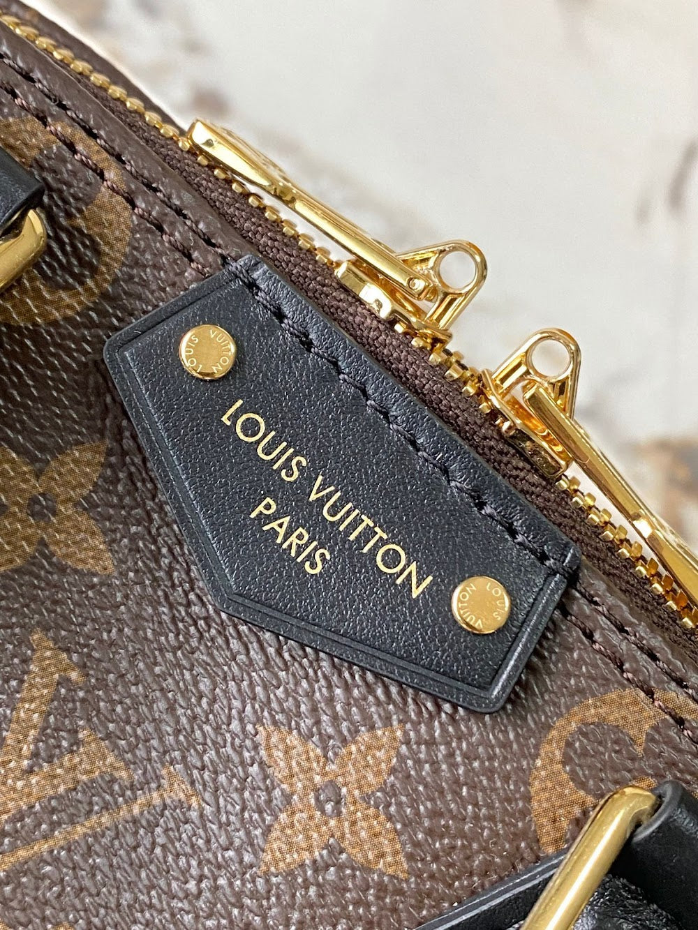 Dragons Bags ln Luxury Bag --95573