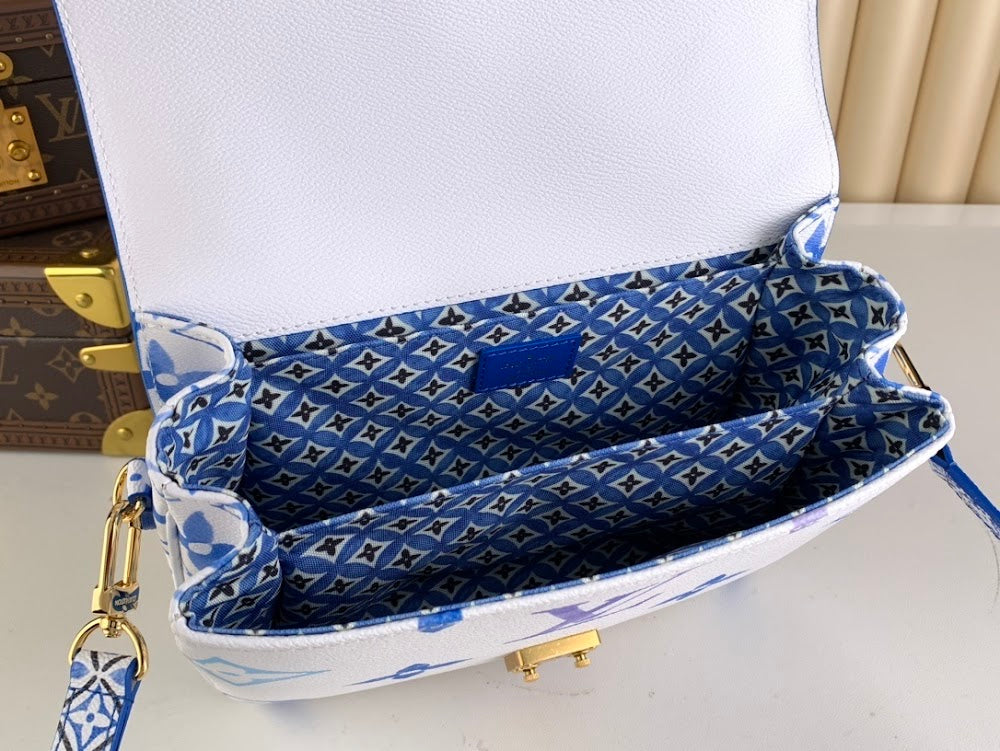 Dragons Bags ln Luxury Bag --56660