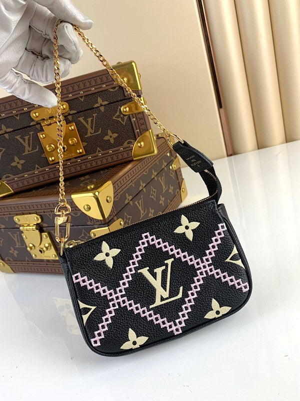 Dragons Bags ln Luxury Bag --67311