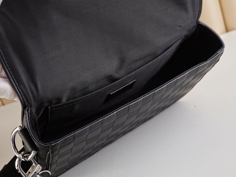Dragons Bags ln Luxury Bag --67556