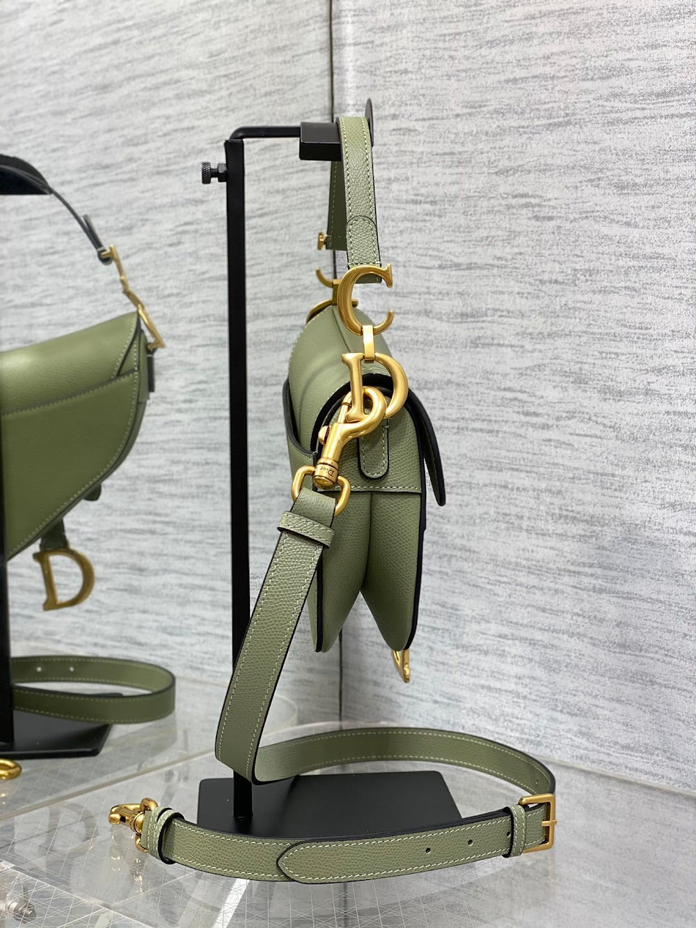 Dragons BagsDiorn Luxury Bag --115009