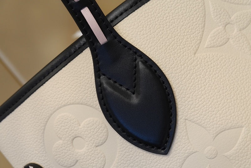 Dragons Bags ln Luxury Bag --60130