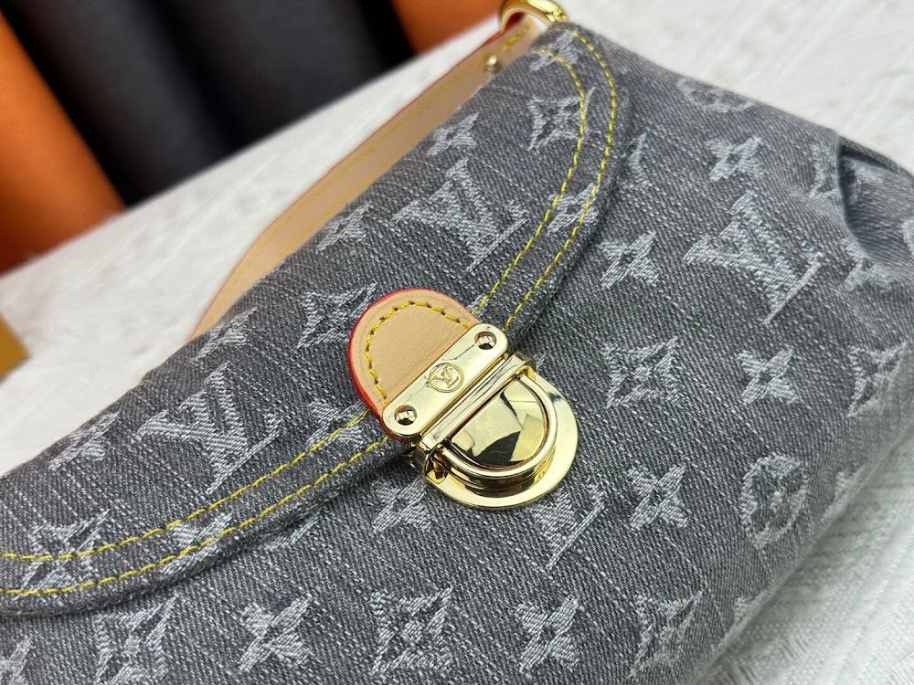 Dragons Bags ln Luxury Bag --76857