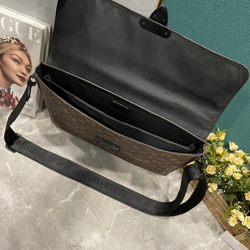 Dragons Bags ln Luxury Bag --70104