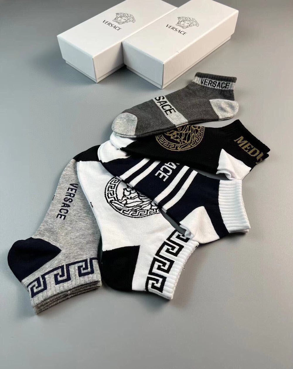 Dragons Bags Premium Luxury Socks --98129