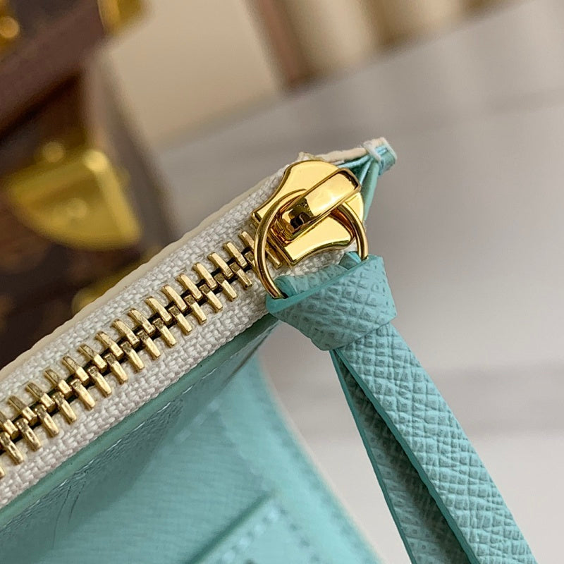 Dragons Bags ln Luxury Bag --68876