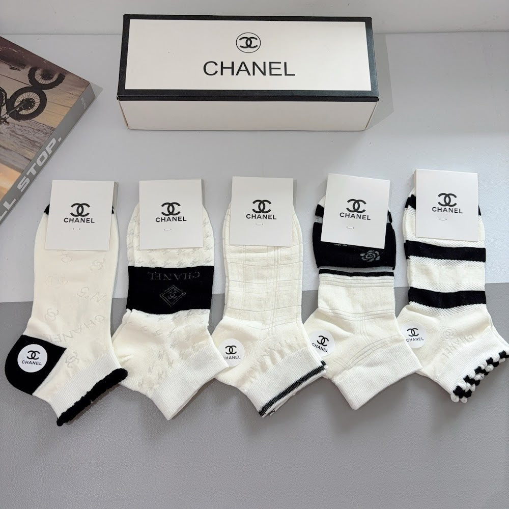 Dragons Bags Premium Luxury Socks --98111