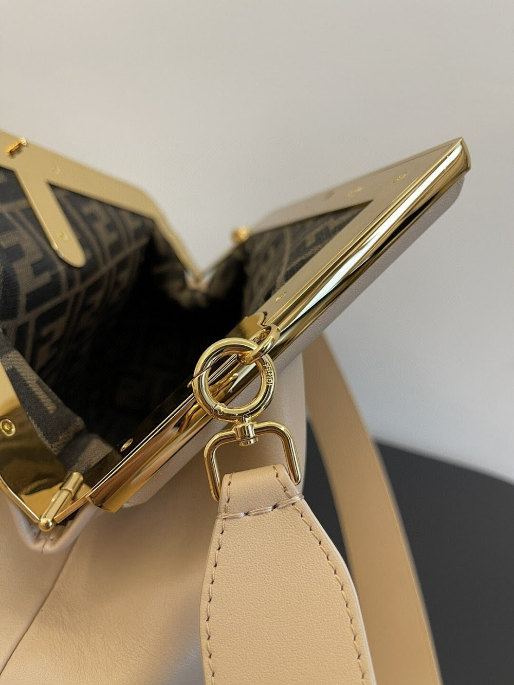new-designer-premium-bags-nm15249