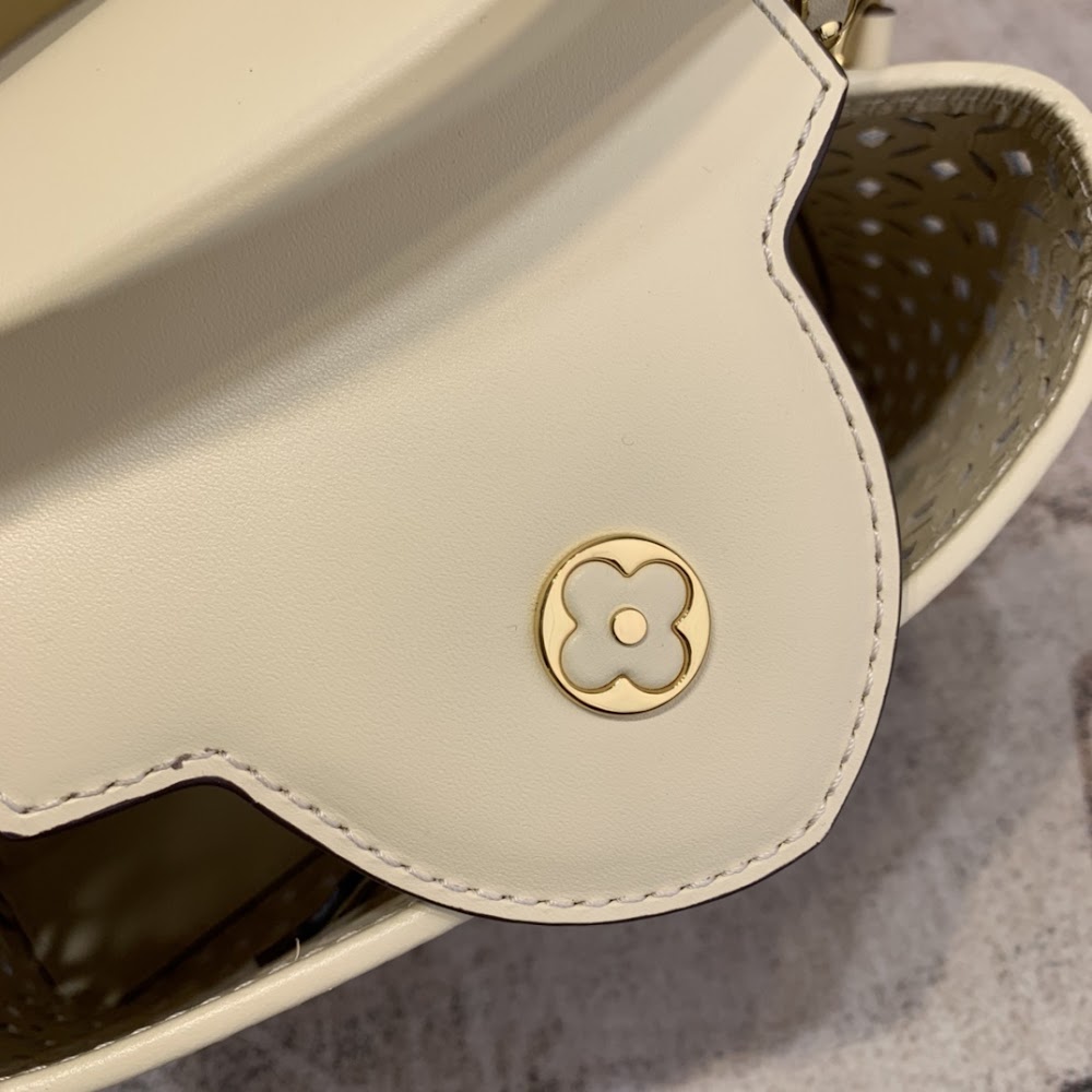Dragons Bags ln Luxury Bag --58702