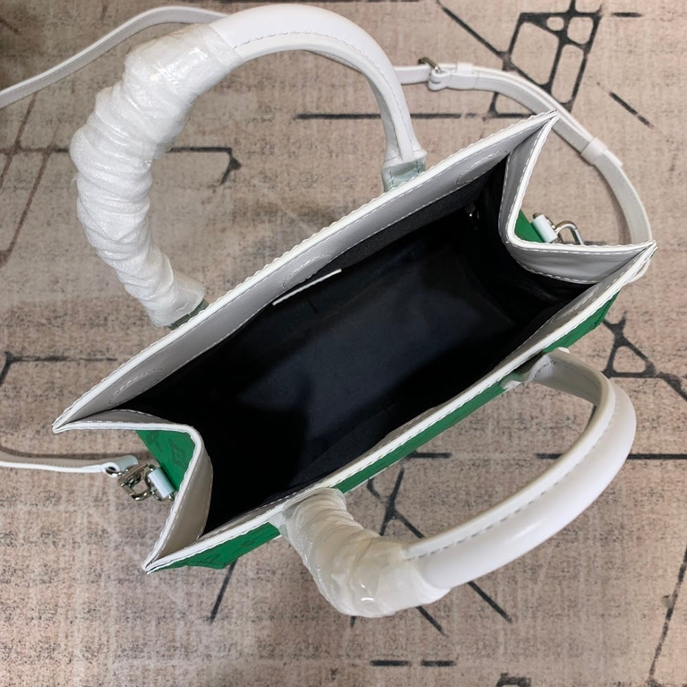 Dragons Bags ln Luxury Bag --66101