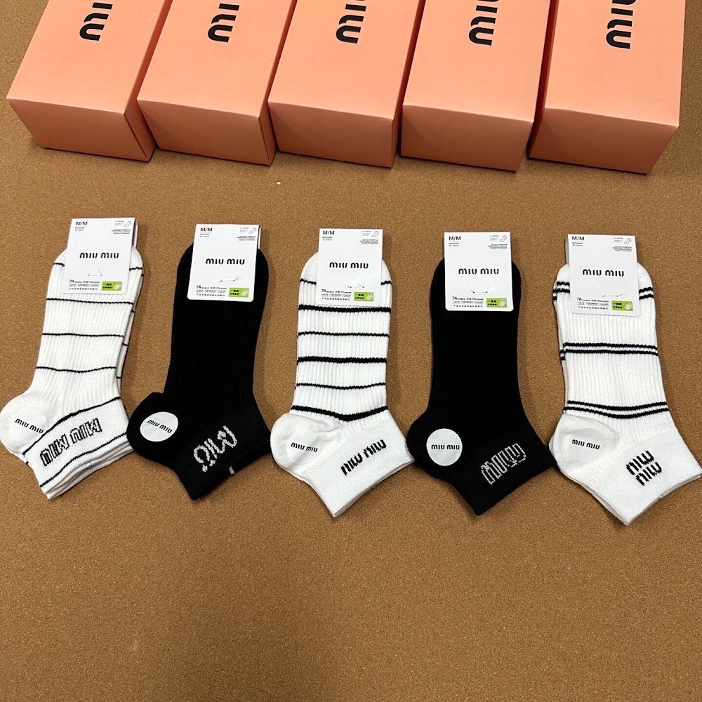 Dragons Bags Premium Luxury Socks --98450