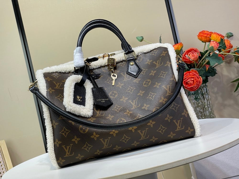 Dragons Bags ln Luxury Bag --97527