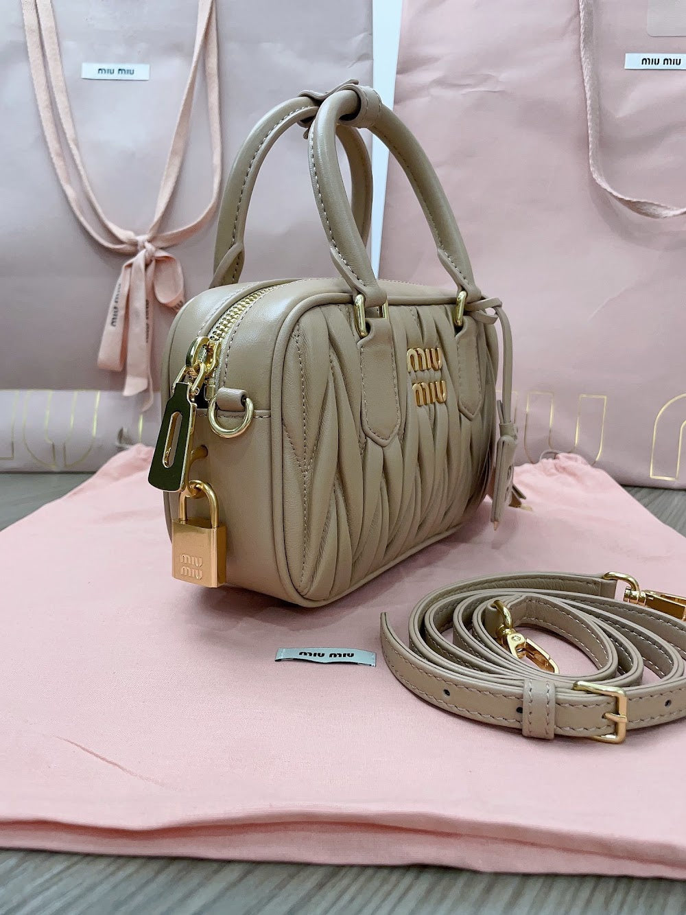 Dragons Bags Miun Miun Luxury Bag --122695