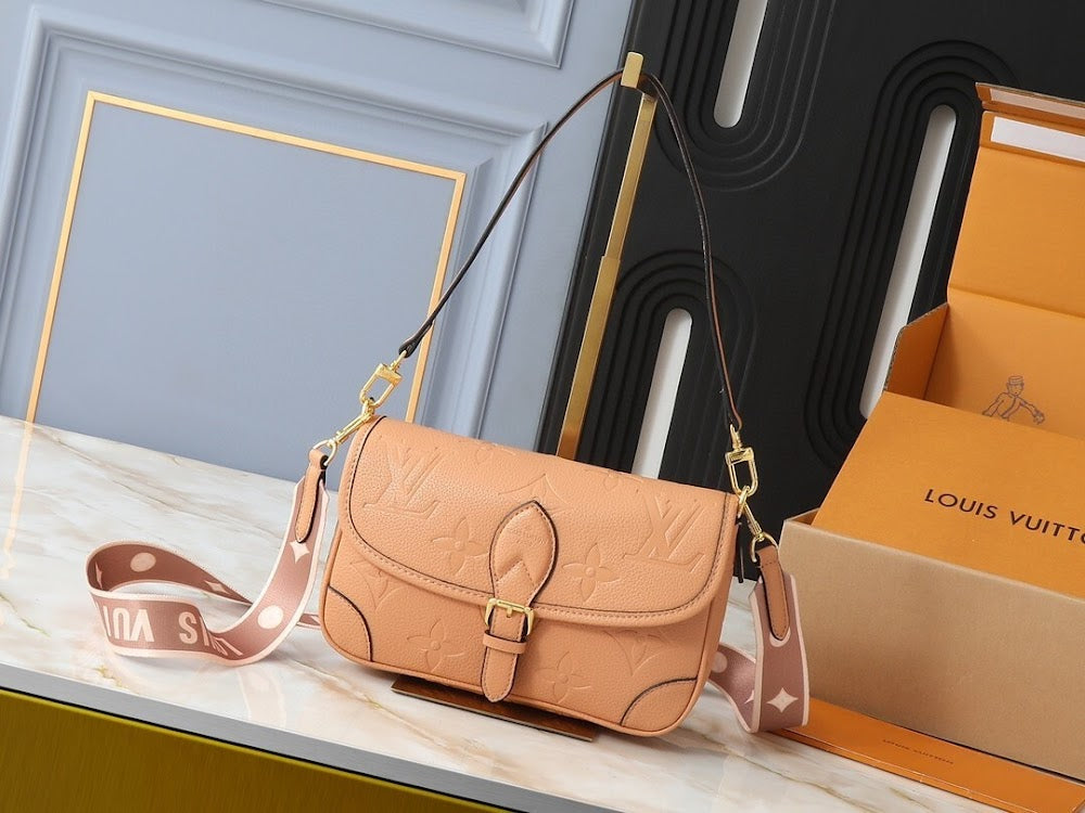 Dragons Bags ln Luxury Bag --76471