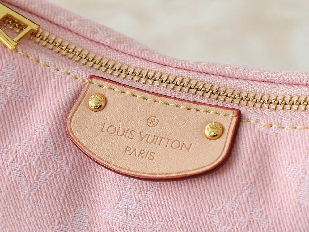 Dragons Bags ln Luxury Bag --76842