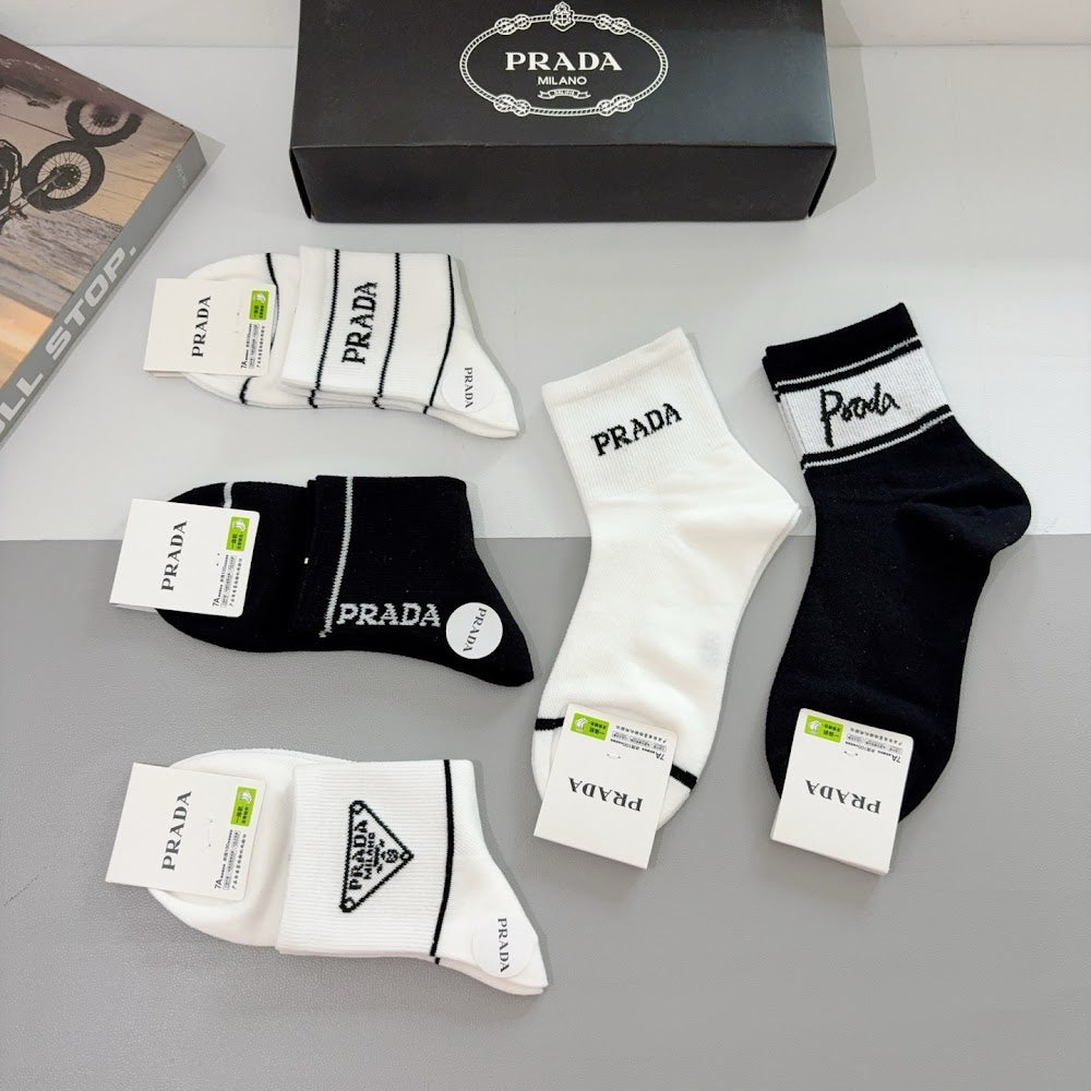 Dragons Bags Premium Luxury Socks --98153