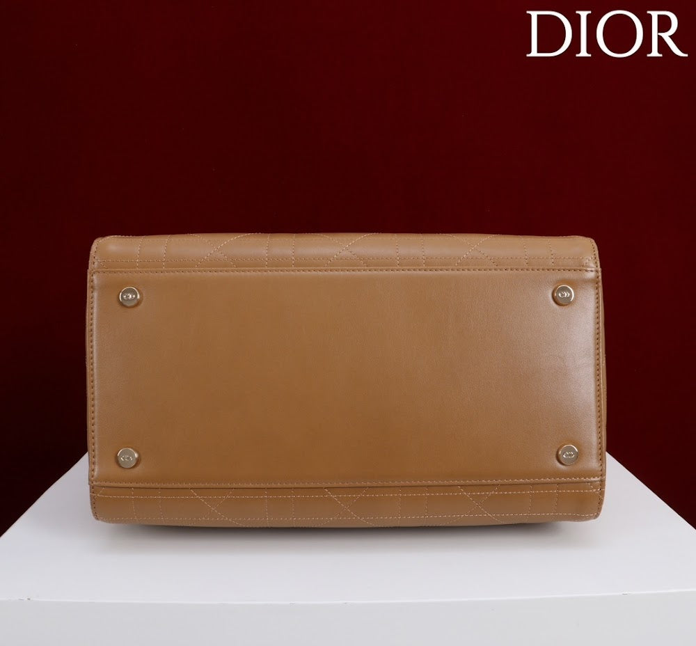 Dragons BagsDiorn Luxury Bag --115381