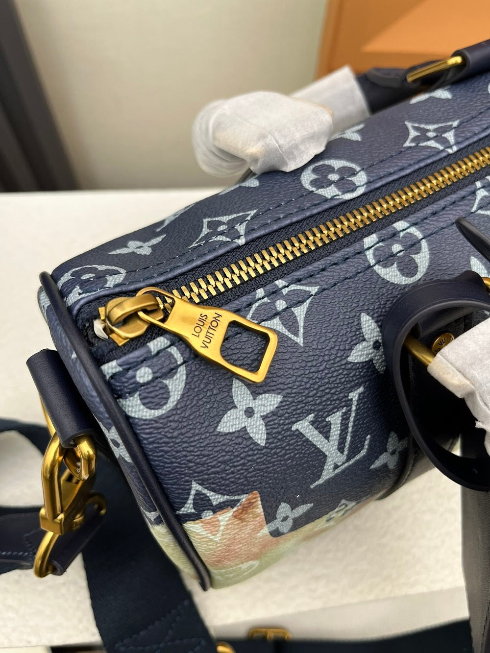 Dragons Bags ln Luxury Bag --70300