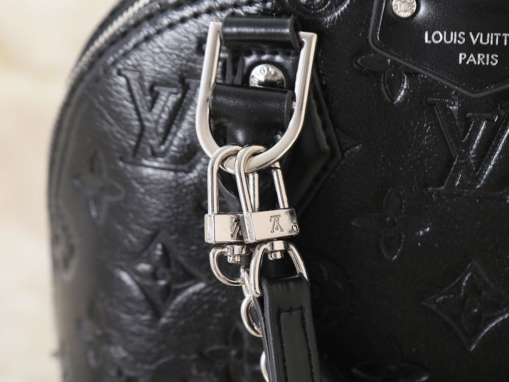 Dragons Bags ln Luxury Bag --77595