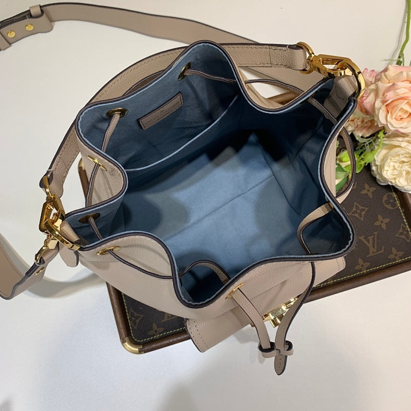 Dragons Bags ln Luxury Bag --66099