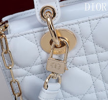new-luxury-designer-bags-nm7417