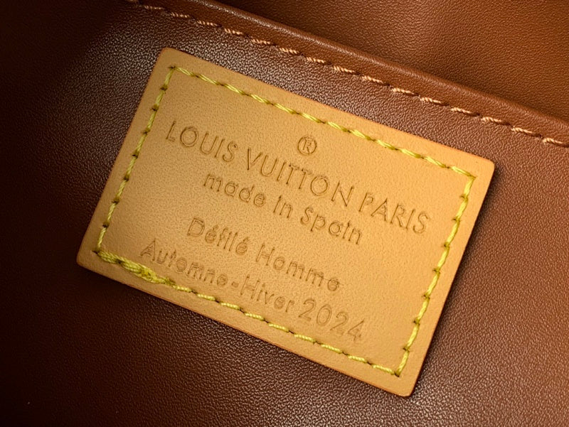 Dragons Bags ln Luxury Bag --62585