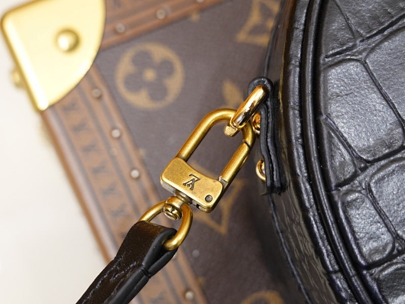 Dragons Bags ln Luxury Bag --66627