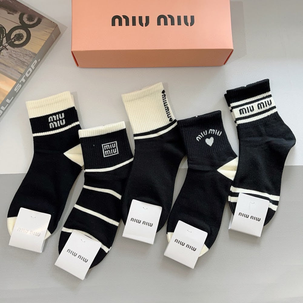 Dragons Bags Premium Luxury Socks --98217