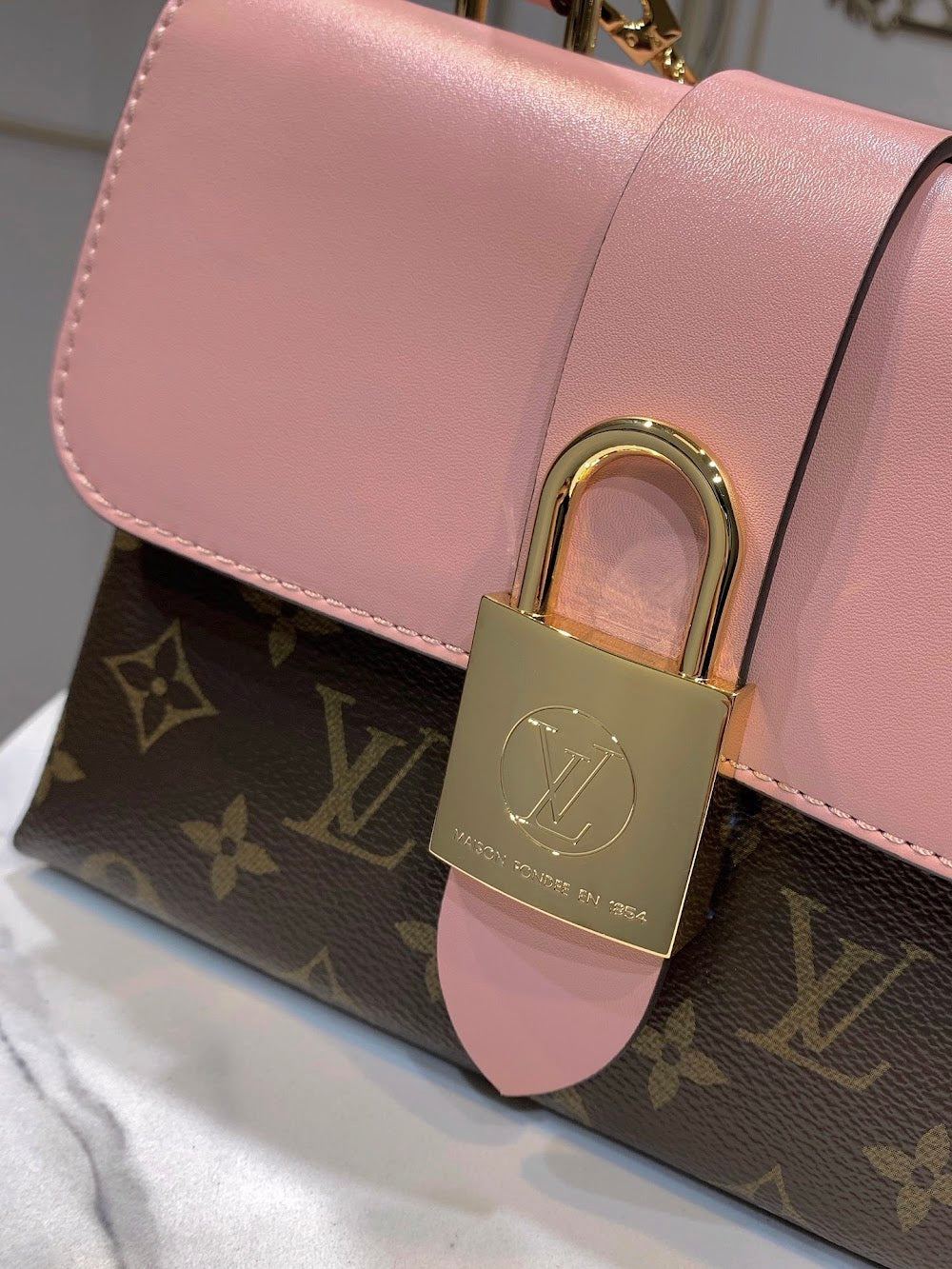 Dragons Bags ln Luxury Bag --59512