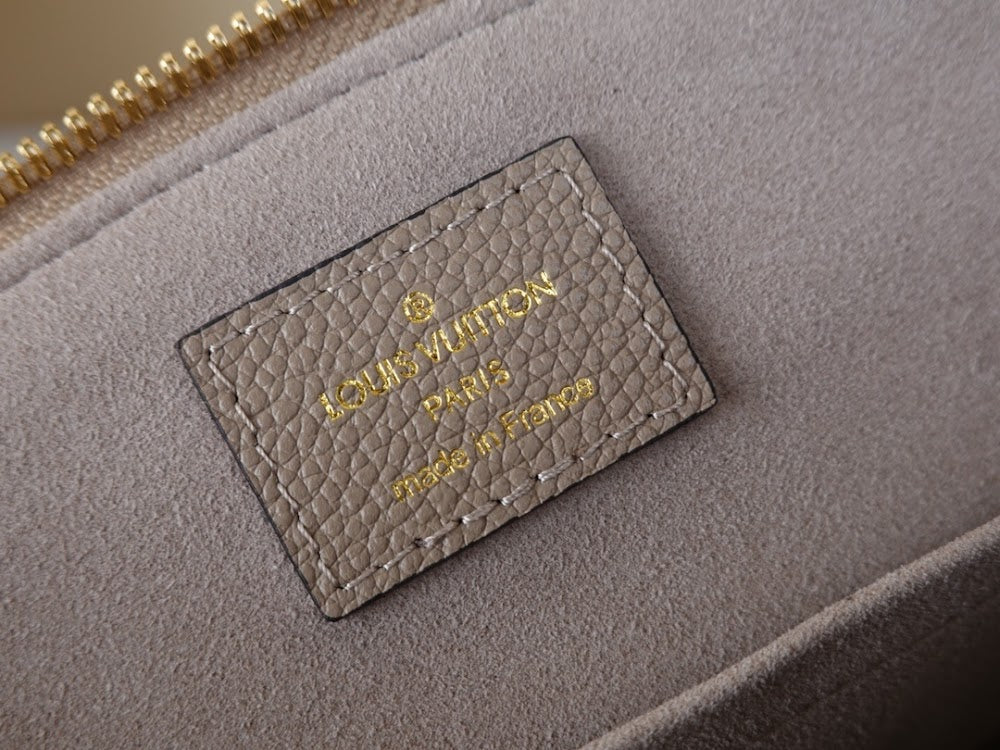 Dragons Bags ln Luxury Bag --60390