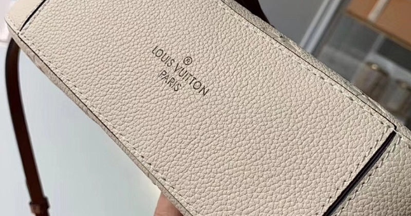 Dragons Bags ln Luxury Bag --66472