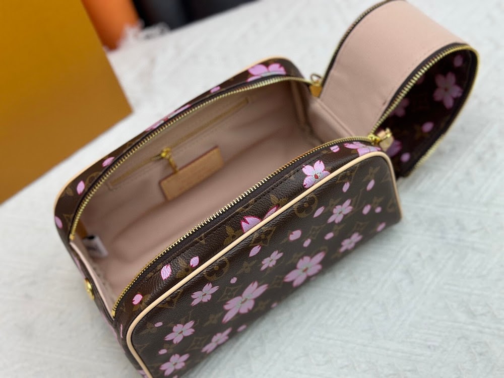 Dragons Bags ln Luxury Bag --76993