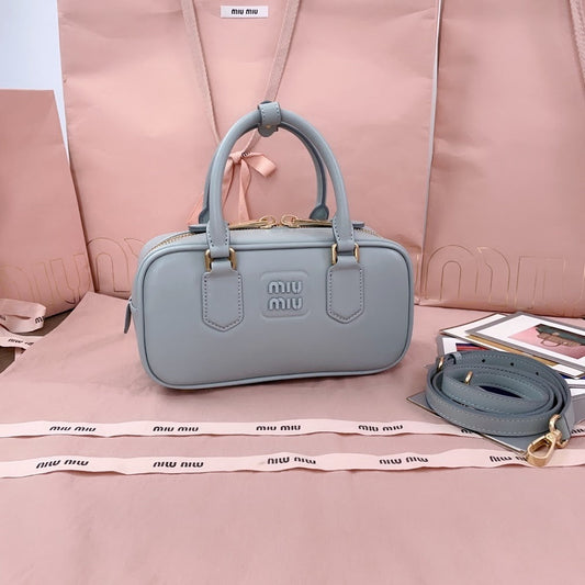 Dragons Bags Miun Miun Luxury Bag --122226