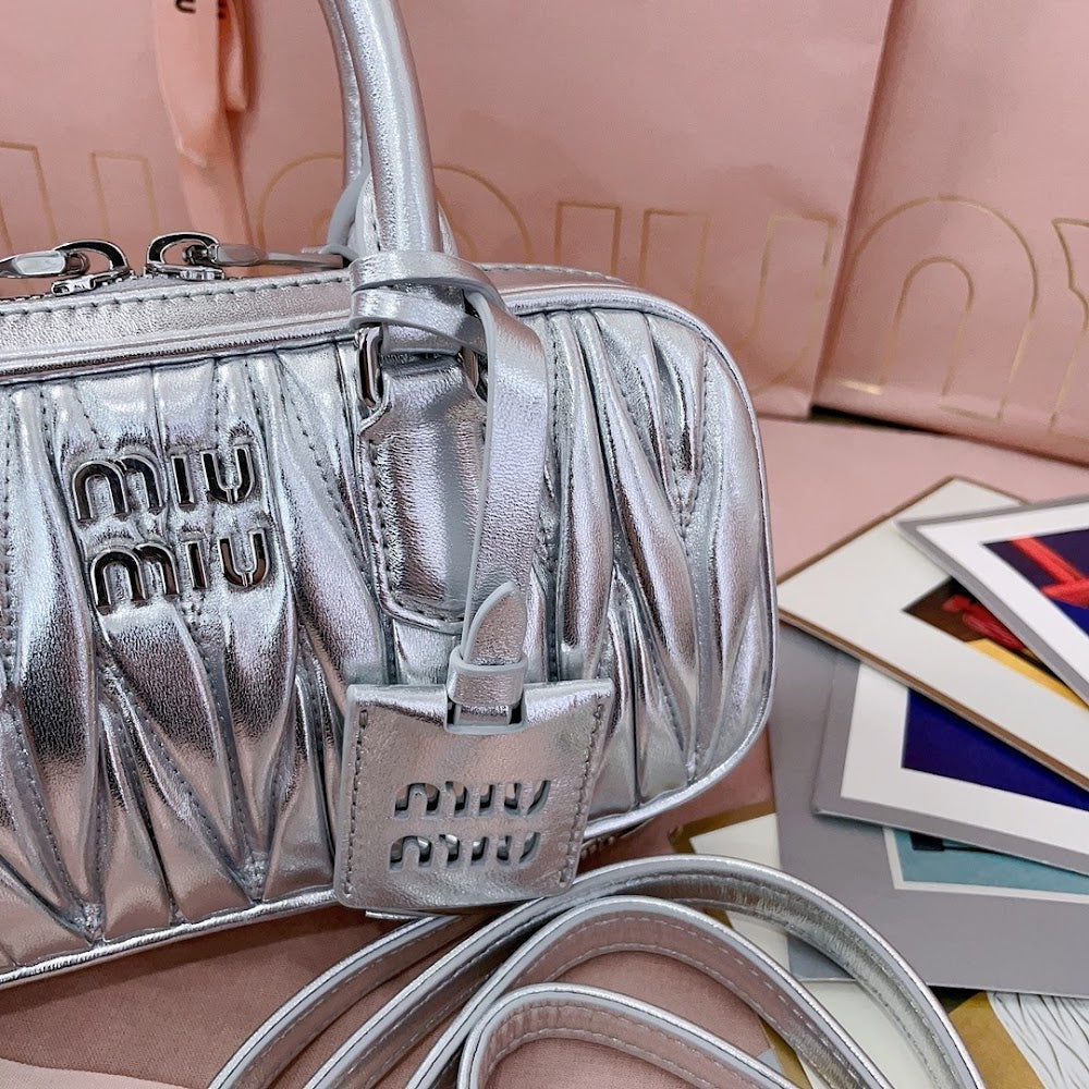 Dragons Bags Miun Miun Luxury Bag --123331